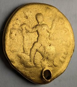 stará zlatá mince aureus Hadrian - 4
