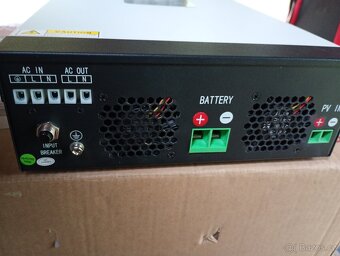 Solární ostrovní měnič - invertor 2,4kw- 3000VA MPPT - 4