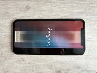 APPLE IPHONE 11 • 128 GB - 4