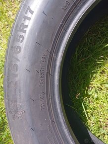 Zimní pneu 215/65 R17 99V - 4 kusy - 4