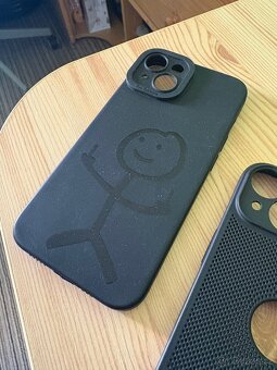Kryty/Obaly na iPhone 14 - 4