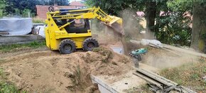 Výkopové práce, přistavení kontejneru, míchání betonu - 4