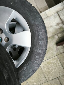 Prodám originální litá kola Škoda,,15,, rozteč 5x112 - 4