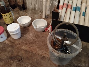 Vybavení chemické laboratoře - 4