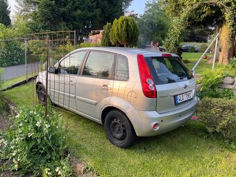 Ford Fiesta 1.4i r.v: 2008 - 4