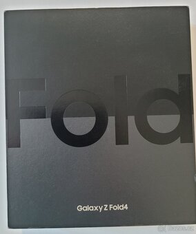 Prodám SAMSUNG Galaxy Z Fold4 5G 12/256 GB - 4