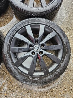 Originál ALU Škoda CRYSTAL BLACK 5x112 R17 - 4