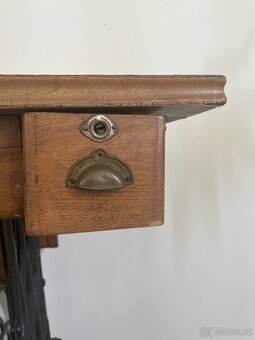 Šicí stroj BOBBIN - 4