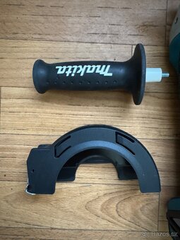 Prodám AKU brusku Makita DGA506RTJ - 4