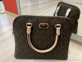 Kabelka Michael Kors do ruky - 4