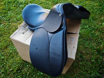 Všestranné sedlo PFIFF New Lord  17,5" - 4