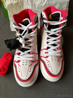NIKE SB DUNK HIGH RX-0 UNICORN GUNDAM - 4