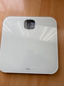 Osobní váha Fitbit Aria Air FB203WT sklo/plast bílá - 4