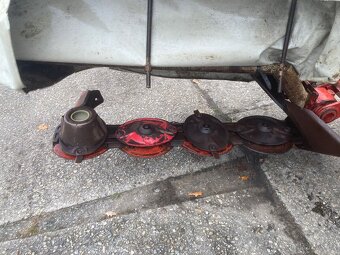 Disková sekačka Kuhn GMD 40 - 4