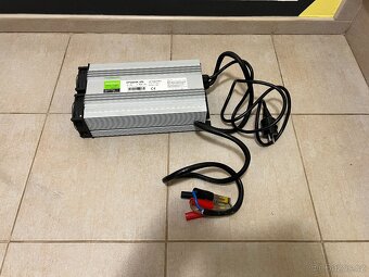 Nabíječka baterie 48V 30A - 4