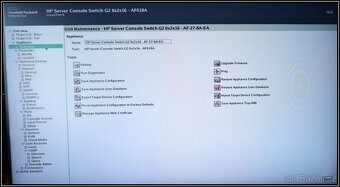 HP KVM switch 16 portů AF618A rackmount - 4