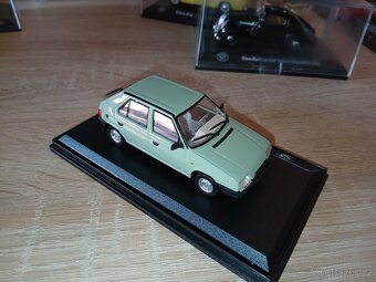 Skoda favorit 1:43 deagostini - 4