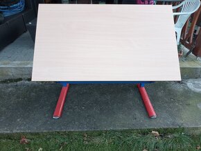 Prodám dětský rostoucí stůl - 4