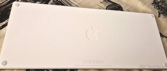 APPLE keyboard - 4