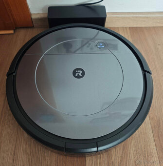Značkový robotický vysavač iRobot Roomba Combo 1138 - 4