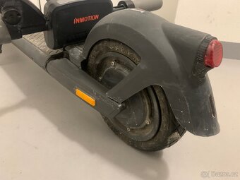 Elektrická koloběžka Inmotion S1 - 4