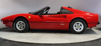 Ferrari 308 GTS z roku 1978 - 4