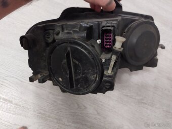 Leve svetlo audi A3 - 4