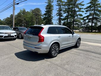 2021 Volvo XС90 T5 Momentum 2.0L FWD - 4
