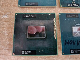 Cpu intel do notebooku - kus : 100kč - 4