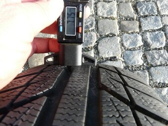 ZIMNÍ PNEU 175/70R14 TOYO - 4