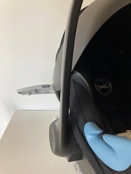 CYBEX - Aton M i-Size - Deep Black a SensorSafe Kit Infant - 4