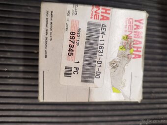 YAMAHA YZ 400,250 PÍSTY - 4