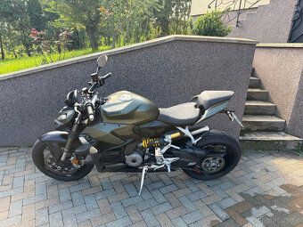 Ducati Streetfighter V2 2023 - 4