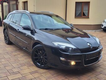 Renault Laguna III 2.0dCi 127kW 4Control - Webasto - 2x sada - 4