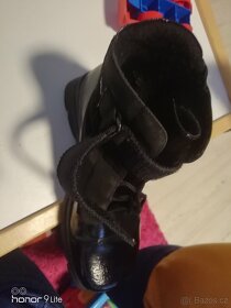 Prodám dětské kotníkové boty vel 34 - 4