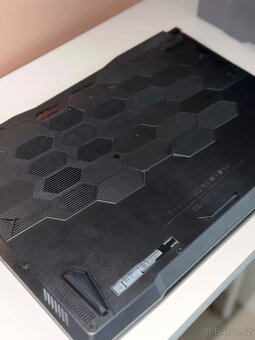 Herní notebook MSI Katana 17 B12VFK-458CZ - 4