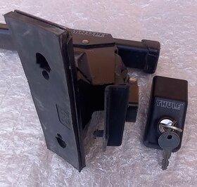 Uzamykatelné střešní nosiče - příčníky Thule - 4