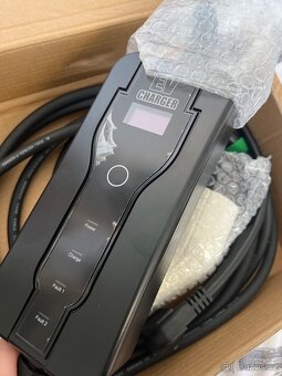 Nabiječka ELEKTROMOBILU TYP2 3,5kw/16A - 4