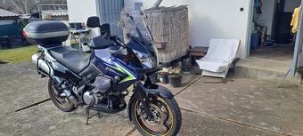 Suzuki V-strom DL 1000 - 4