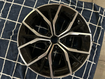 2ks 19" originální disky BMW Y-Spoke 845M, 5x112, ET30 - 4