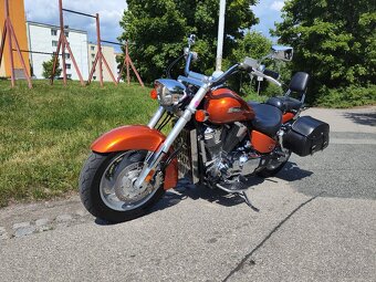 HONDA VTX 1800 R - 4