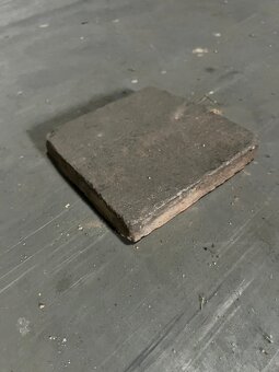 Prodám půdovky - cihlová dlažba 105m2 - 4