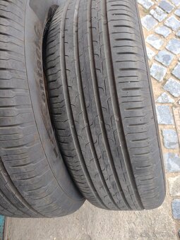 Continental EcoContact 6 215x65 R16 98H - 4