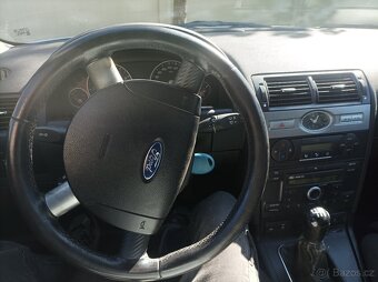 Ford Mondeo 2.5i v6 - 4