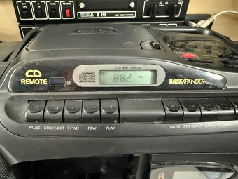 Sanyo MCD-Z71L Bombox - 4