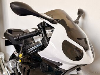 Dětská elektrická motorka BMW S1000RR – 12 V, nová baterie - 4