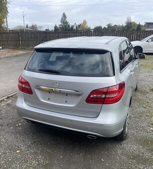 Mercedes benz B 220 CDI - 4