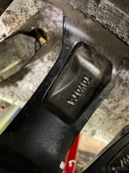 Alu disk 5x114,3 7J et50 original Toyota velikost 17´´ - 4