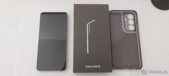 Samsung Galaxy S25 FE - 4