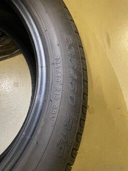 Pirelli 235/50/R19 - letní - 4